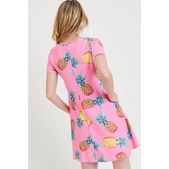 Women's Pineapple Print Fit and Flare Summer Dress - Picture 5 of 8